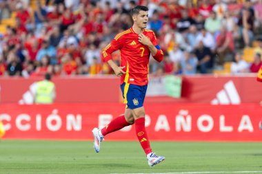 Badajoz, İspanya - 5 Haziran 2024: İspanyol futbol takımı Bajajoz 'da Andorra takımıyla dostluk maçı yapar. Tam bir futbol takımı. Euro 2024.