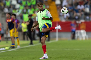 Badajoz, İspanya - 5 Haziran 2024: İspanyol futbol takımı Bajajoz 'da Andorra takımıyla dostluk maçı yapar. Tam bir futbol takımı. Euro 2024.