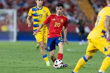 Badajoz, İspanya - 5 Haziran 2024: İspanyol futbol takımı Bajajoz 'da Andorra takımıyla dostluk maçı yapar. Tam bir futbol takımı. Euro 2024.
