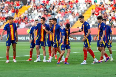 Badajoz, İspanya - 5 Haziran 2024: İspanyol futbol takımı Bajajoz 'da Andorra takımıyla dostluk maçı yapar. Tam bir futbol takımı. Euro 2024.