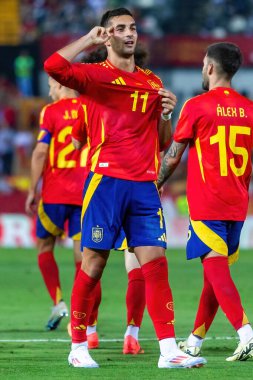 Badajoz, İspanya - 5 Haziran 2024: İspanyol futbol takımı Bajajoz 'da Andorra takımıyla dostluk maçı yapar. Tam bir futbol takımı. Euro 2024.