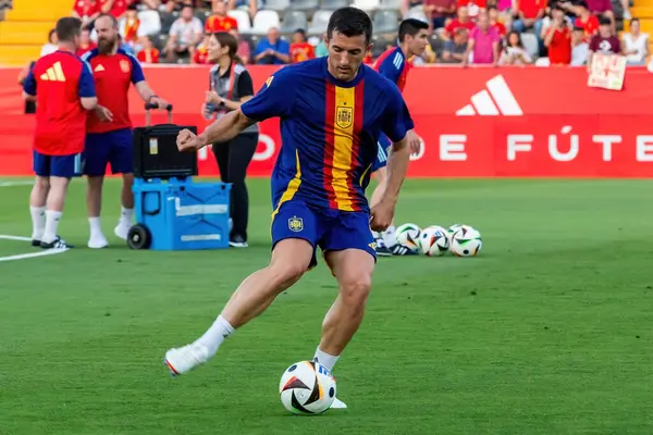 Badajoz, İspanya - 5 Haziran 2024: İspanyol futbol takımı Bajajoz 'da Andorra takımıyla dostluk maçı yapar. Tam bir futbol takımı. Euro 2024.