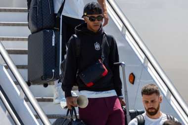 Madrid, İspanya - 15 Temmuz 2024: İspanya Millî Futbol Takımı, Euro 2024 şampiyonları kupasıyla Madrid-Barajas havaalanına ulaştı. Futbol takımının oyuncuları. İspanya şampiyonu