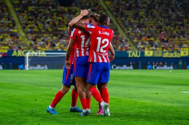 Villarreal, İspanya - 19 Ağustos 2024: Villareal ve Atletico de Madrid arasındaki lig maçı Villareal 'de oynandı. Atletico de Madrid oyuncuları. Lig 24 / 25. Futbolcular.
