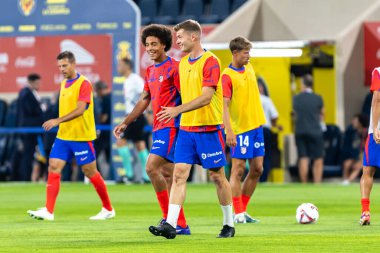 Villarreal, İspanya - 19 Ağustos 2024: Villareal ve Atletico de Madrid arasındaki lig maçı Villareal 'de oynandı. Atletico de Madrid oyuncuları. Lig 24 / 25. Futbolcular.