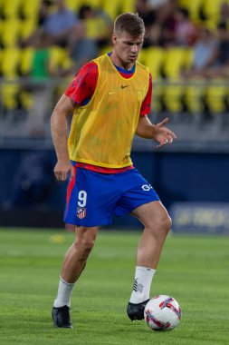 Villarreal, İspanya - 19 Ağustos 2024: Villareal ve Atletico de Madrid arasındaki lig maçı Villareal 'de oynandı. Atletico de Madrid oyuncuları. Lig 24 / 25. Futbolcular.