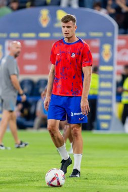 Villarreal, İspanya - 19 Ağustos 2024: Villareal ve Atletico de Madrid arasındaki lig maçı Villareal 'de oynandı. Atletico de Madrid oyuncuları. Lig 24 / 25. Futbolcular.