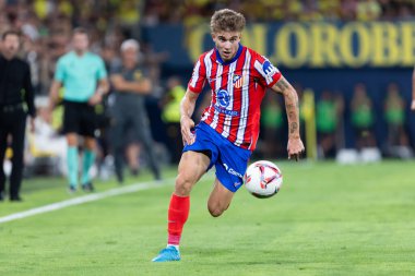 Villarreal, İspanya - 19 Ağustos 2024: Villareal ve Atletico de Madrid arasındaki lig maçı Villareal 'de oynandı. Atletico de Madrid oyuncuları. Lig 24 / 25. Futbolcular.