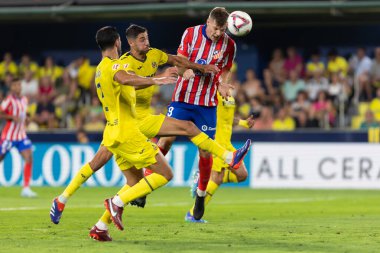Villarreal, İspanya - 19 Ağustos 2024: Villareal ve Atletico de Madrid arasındaki lig maçı Villareal 'de oynandı. Atletico de Madrid oyuncuları. Lig 24 / 25. Futbolcular.