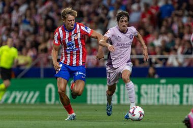 Madrid, İspanya - 25 Ağustos 2024: Atletico de Madrid ve Girona f.c. Liga 2024, 2025. Atletico de Madrid oyuncuları. Profesyonel futbol. İspanya Futbol Ligi.