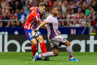 Madrid, İspanya - 25 Ağustos 2024: Atletico de Madrid ve Girona f.c. Liga 2024, 2025. Atletico de Madrid oyuncuları. Profesyonel futbol. İspanya Futbol Ligi.