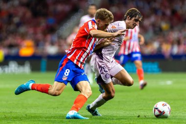 Madrid, İspanya - 25 Ağustos 2024: Atletico de Madrid ve Girona f.c. Liga 2024, 2025. Atletico de Madrid oyuncuları. Profesyonel futbol. İspanya Futbol Ligi.