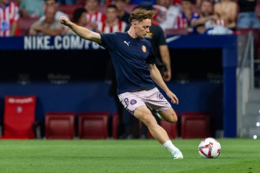 Madrid, İspanya - 25 Ağustos 2024: Atletico de Madrid ve Girona f.c. Liga 2024, 2025. Girona oyuncuları. Profesyonel futbol. İspanya Futbol Ligi.