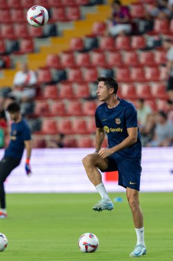 Madrid, İspanya - 27 Ağustos 2024: Madrid 'de oynanan Rayo Vallecano ve FC Barcelona ligi maçı. FC Barcelona oyuncuları. Futbolcular.