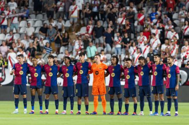 Madrid, İspanya - 27 Ağustos 2024: Madrid 'de oynanan Rayo Vallecano ve FC Barcelona ligi maçı. FC Barcelona oyuncuları. Futbolcular.