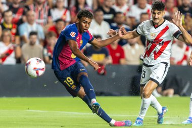 Madrid, İspanya - 27 Ağustos 2024: Madrid 'de oynanan Rayo Vallecano ve FC Barcelona ligi maçı. FC Barcelona oyuncuları. Futbolcular.