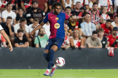 Madrid, İspanya - 27 Ağustos 2024: Madrid 'de oynanan Rayo Vallecano ve FC Barcelona ligi maçı. FC Barcelona oyuncuları. Futbolcular.