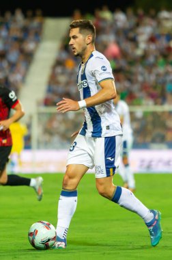 Madrid, İspanya - 31 Ağustos 2024: Legans FC ile Mallorca FC arasında oynanan lig maçı Butarque 'da oynandı. Gerçek Mallorca oyuncuları. Legans oyuncuları. Profesyonel futbol. Lig 2024, 2025.