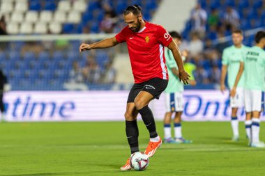 Madrid, İspanya - 31 Ağustos 2024: Legans FC ile Mallorca FC arasında oynanan lig maçı Butarque 'da oynandı. Gerçek Mallorca oyuncuları. Legans oyuncuları. Profesyonel futbol. Lig 2024, 2025.