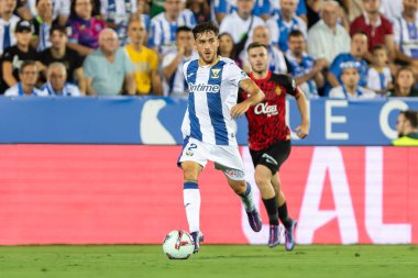 Madrid, İspanya - 31 Ağustos 2024: Legans FC ile Mallorca FC arasında oynanan lig maçı Butarque 'da oynandı. Gerçek Mallorca oyuncuları. Legans oyuncuları. Profesyonel futbol. Lig 2024, 2025.