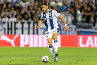 Madrid, İspanya - 31 Ağustos 2024: Legans FC ile Mallorca FC arasında oynanan lig maçı Butarque 'da oynandı. Gerçek Mallorca oyuncuları. Legans oyuncuları. Profesyonel futbol. Lig 2024, 2025.