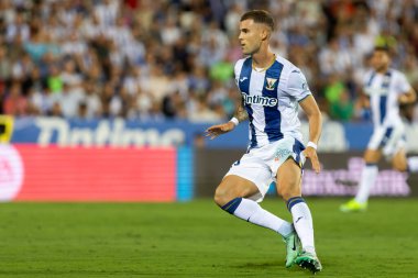 Madrid, İspanya - 31 Ağustos 2024: Legans FC ile Mallorca FC arasında oynanan lig maçı Butarque 'da oynandı. Gerçek Mallorca oyuncuları. Legans oyuncuları. Profesyonel futbol. Lig 2024, 2025.