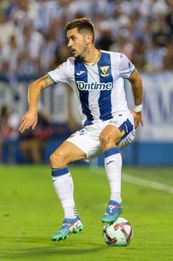Madrid, İspanya - 31 Ağustos 2024: Legans FC ile Mallorca FC arasında oynanan lig maçı Butarque 'da oynandı. Gerçek Mallorca oyuncuları. Legans oyuncuları. Profesyonel futbol. Lig 2024, 2025.