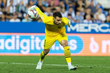 Madrid, İspanya - 31 Ağustos 2024: Legans FC ile Mallorca FC arasında oynanan lig maçı Butarque 'da oynandı. Gerçek Mallorca oyuncuları. Legans oyuncuları. Profesyonel futbol. Lig 2024, 2025.