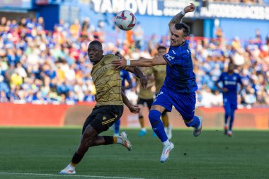 Madrid, İspanya - 31 Ağustos 2024: Getafe Fc ile Real Sociedad arasındaki lig maçı Madrid 'de oynandı. Getafe oyuncuları. Gerçek Sociedad oyuncuları. Profesyonel futbol. La Liga 2024, 2025.