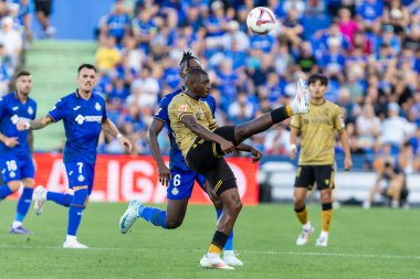 Madrid, İspanya - 31 Ağustos 2024: Getafe Fc ile Real Sociedad arasındaki lig maçı Madrid 'de oynandı. Getafe oyuncuları. Gerçek Sociedad oyuncuları. Profesyonel futbol. La Liga 2024, 2025.