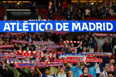 Madrid, İspanya - 19 Eylül 2024: Atletico de Madrid ile Leipzig arasında oynanan Şampiyonlar Ligi maçı. Atletico de Madrid oyuncuları. Şampiyonlar Ligi. Avrupa futbolu.