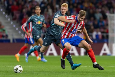 Madrid, İspanya - 19 Eylül 2024: Atletico de Madrid ile Leipzig arasında oynanan Şampiyonlar Ligi maçı. Atletico de Madrid oyuncuları. Şampiyonlar Ligi. Avrupa futbolu.