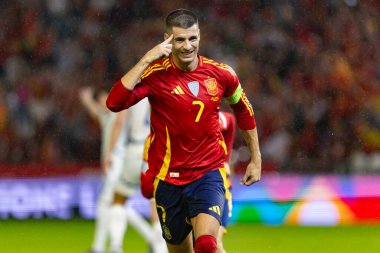 Cordoba, İspanya - 15 Ekim 2024: UEFA Uluslar Ligi ön eleme karşılaşması İspanya ile Sırbistan arasında. İspanya Milli Futbol Takımı 'nın zaferi. Milli takımın oyuncuları. Profesyonel futbol..