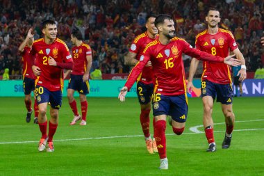 Cordoba, İspanya - 15 Ekim 2024: UEFA Uluslar Ligi ön eleme karşılaşması İspanya ile Sırbistan arasında. İspanya Milli Futbol Takımı 'nın zaferi. Milli takımın oyuncuları. Profesyonel futbol..