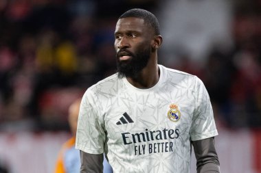 Girona, İspanya - 7 Aralık 2024: Girona Fc ile Real Madrid arasında oynanan lig maçı. Real Madrid kazandı. Avrupa şampiyonu.