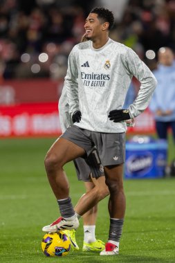 Girona, İspanya - 7 Aralık 2024: Girona Fc ile Real Madrid arasında oynanan lig maçı. Real Madrid kazandı. Avrupa şampiyonu.