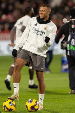 Girona, İspanya - 7 Aralık 2024: Girona Fc ile Real Madrid arasında oynanan lig maçı. Real Madrid kazandı. Avrupa şampiyonu.