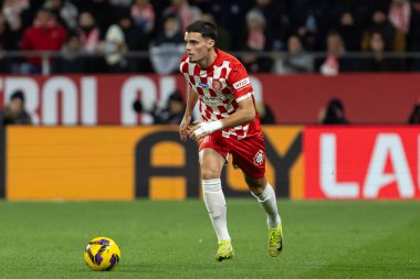 Girona, İspanya - 7 Aralık 2024: Girona Fc ile Real Madrid arasında oynanan lig maçı. Real Madrid kazandı. Avrupa şampiyonu.