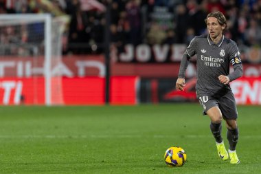 Girona, İspanya - 7 Aralık 2024: Girona Fc ile Real Madrid arasında oynanan lig maçı. Real Madrid kazandı. Avrupa şampiyonu.