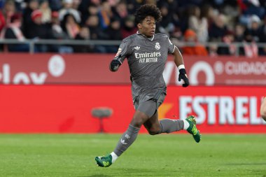 Girona, İspanya - 7 Aralık 2024: Girona Fc ile Real Madrid arasında oynanan lig maçı. Real Madrid kazandı. Avrupa şampiyonu.