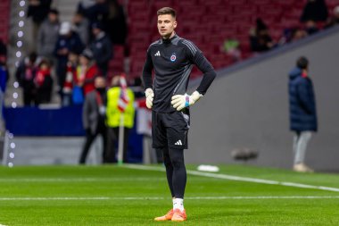 Madrid, İspanya - 11 Aralık 2024: Atletico de Madrid ile SK Slovamn Bratislava arasında oynanan Şampiyonlar Ligi maçı. SK Bratislava oyuncuları. Colchoneros kazandı.