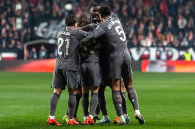 Madrid, İspanya - 14 Aralık 2024: Rayo Vallecano ile Real Madrid arasındaki lig maçı Vallecas mahallesinde oynandı. Futbolcular. Lig 2024, Lig 2025.