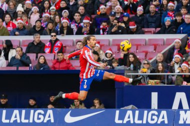 Madrid, İspanya - 15 Aralık 2024: Madrid 'de Atletico de Madrid ile Getafe Fc arasında oynanan lig maçı. Atletico de Madrid oyuncuları. Lig 2024, Lig 2025.