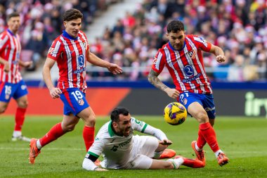 Madrid, İspanya - 15 Aralık 2024: Madrid 'de Atletico de Madrid ile Getafe Fc arasında oynanan lig maçı. Atletico de Madrid oyuncuları. Lig 2024, Lig 2025.