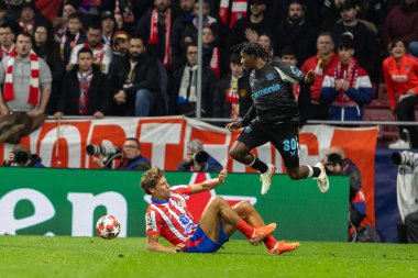 Madrid, İspanya - 21 Ocak 2025: Atletico de Madrid ile Bayer Leverkusen arasında oynanan Şampiyonlar Ligi maçı. Bayer Leverkusen oyuncuları
