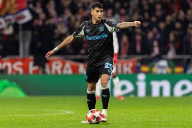 Madrid, İspanya - 21 Ocak 2025: Atletico de Madrid ile Bayer Leverkusen arasında oynanan Şampiyonlar Ligi maçı. Bayer Leverkusen oyuncuları
