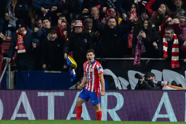 Madrid, İspanya - 21 Ocak 2025: Atletico de Madrid ile Bayer Leverkusen arasında oynanan Şampiyonlar Ligi maçı. Atletico de Madrid oyuncuları. Madrid takımının zaferi..