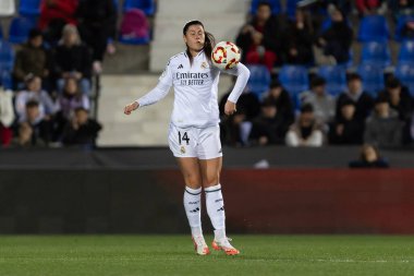 Madrid, İspanya - 23 Ocak 2025: FC Barcelona ile Atletico de Madrid arasında bayanlar Süper Kupa yarı finalleri. Gerçek Madrid oyuncuları. Kadın futbolu. Kız futbolu.