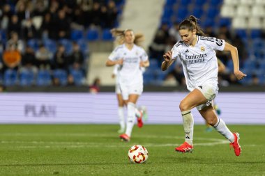 Madrid, İspanya - 23 Ocak 2025: FC Barcelona ile Atletico de Madrid arasında bayanlar Süper Kupa yarı finalleri. Gerçek Madrid oyuncuları. Kadın futbolu. Kız futbolu.