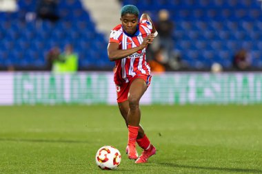 Madrid, İspanya - 23 Ocak 2025: FC Barcelona ile Atletico de Madrid arasında bayanlar Süper Kupa yarı finalleri. Kadın futbolu. Kız futbolu.